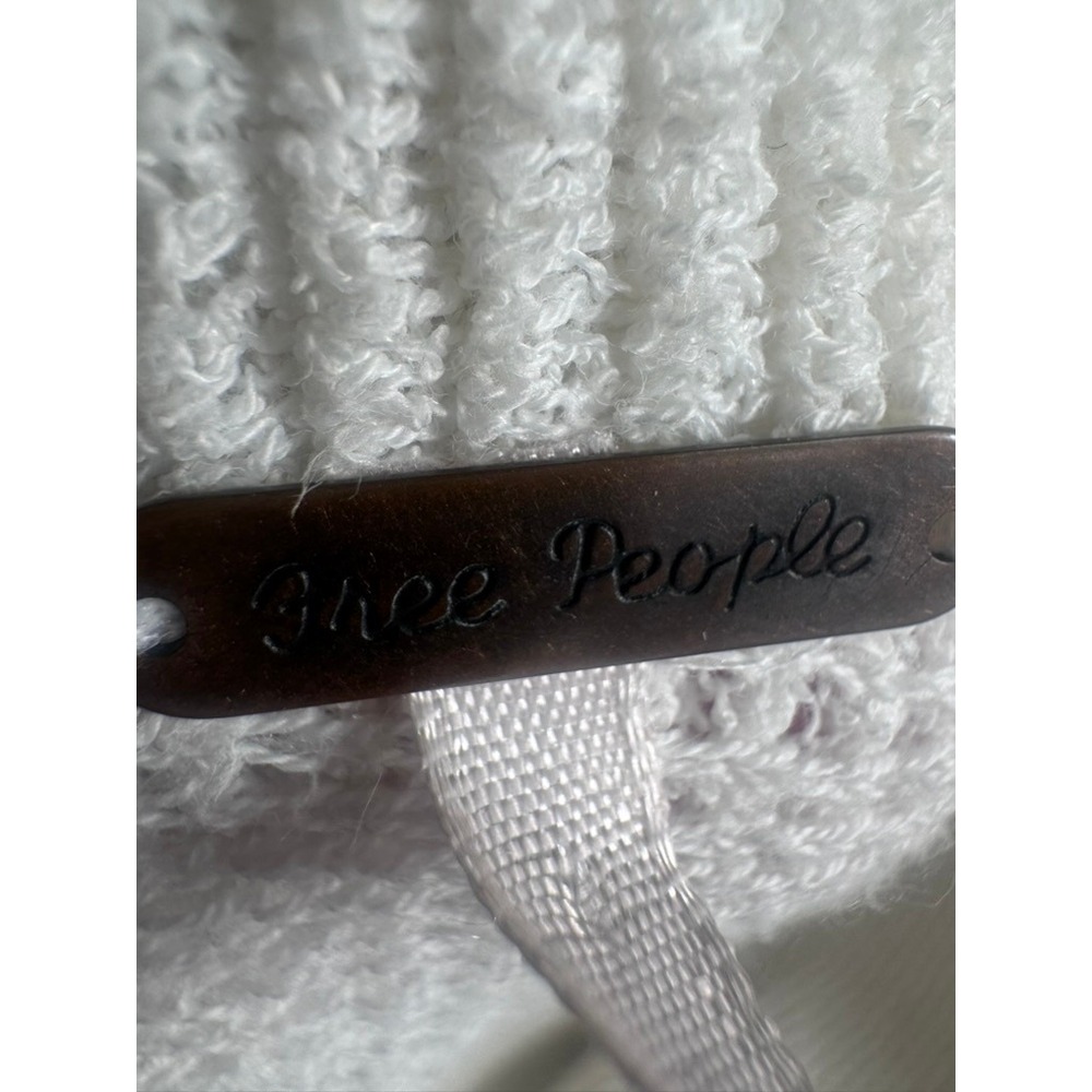 Free People Ivory Textured Knit Sweater Oversized Boho Pullover size smal - Picture 3 of 4